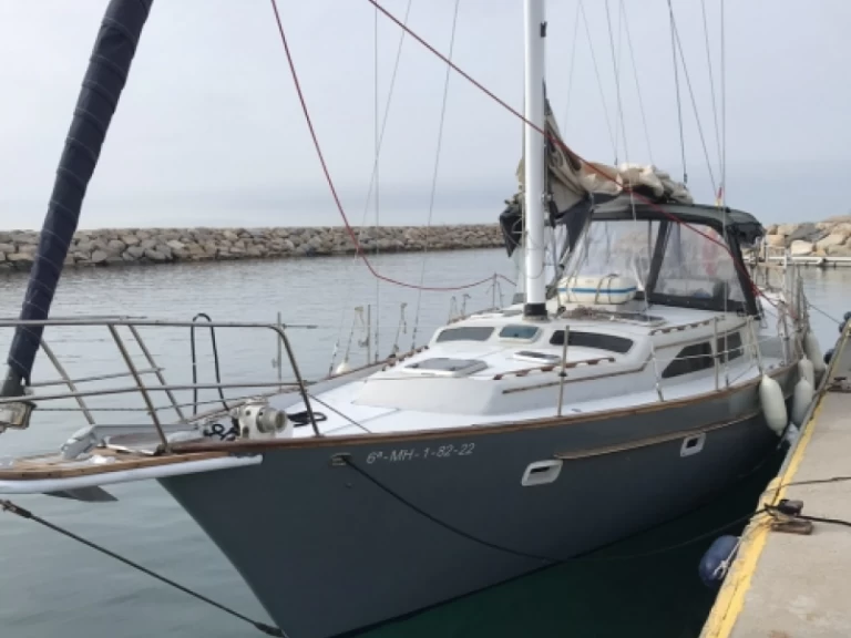 Irwin Irwin 43 MK charter bareboat or captained in  Sant Antoni de Portmany