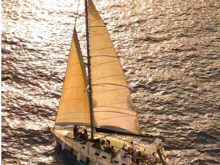 Yacht charter Rhodes (City) cheap First 45 F5 - 4 cab.