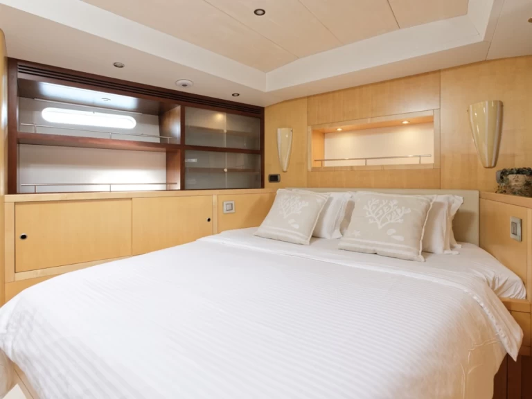 Boat rental Garcia Yachts Garcia 72.2 in Kaštela on Samboat