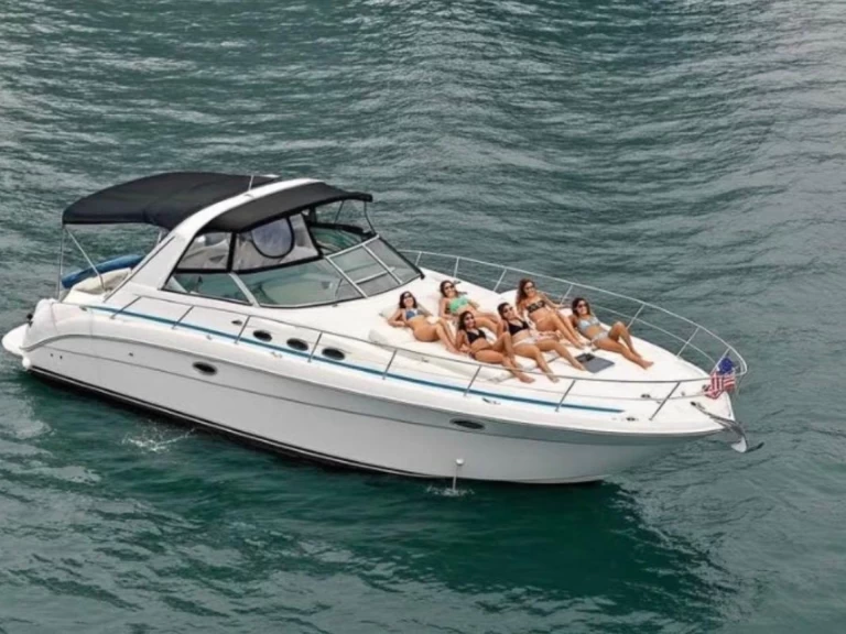Motorboat rental in Miami - Sea Ray Sea Ray 400 Sundancer