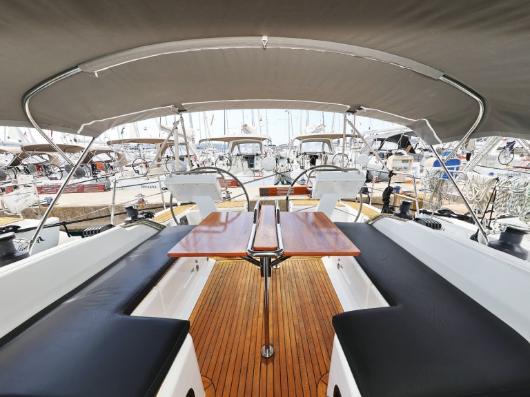 Yacht charter Biograd na Moru cheap Hanse 455