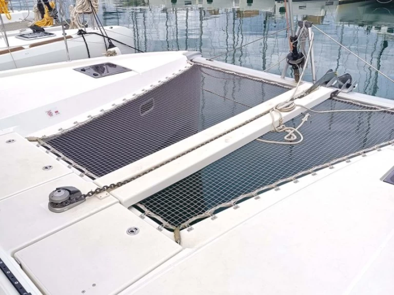 Yacht charter Gouvia cheap Excess 11