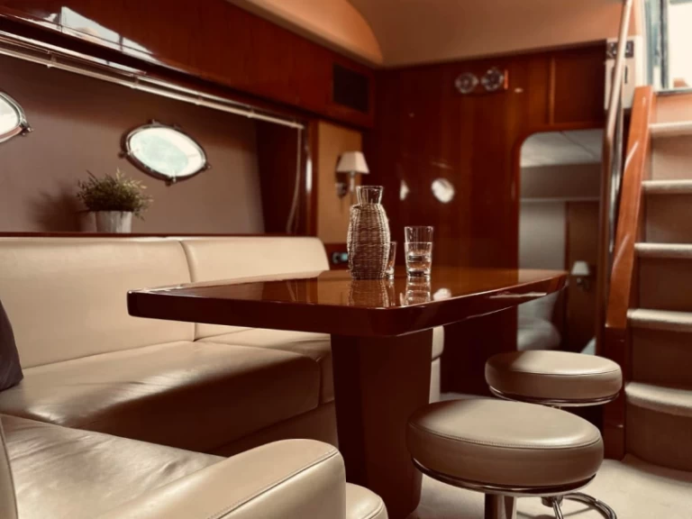 Luxury Yacht rental in Makarska - Princess Princess V53