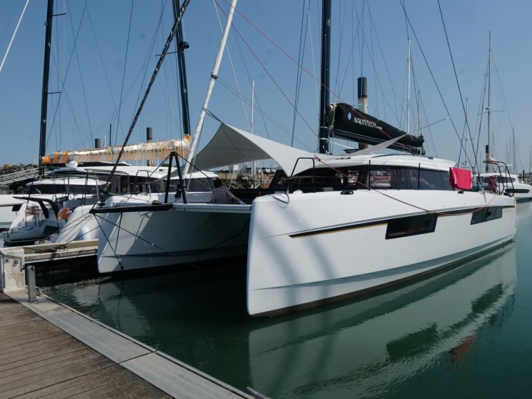 Rent a Nautitech Nautitech 44 Open[G] Palma de Mallorca