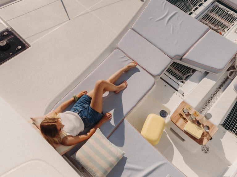 Lagoon Lagoon 46 Iconic in Naples on SamBoat