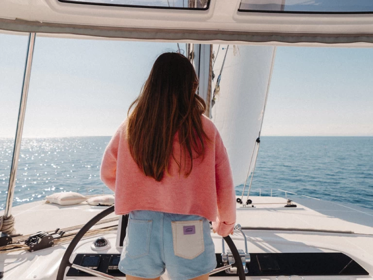 Catamaran rental in Naples - Lagoon Lagoon 46 Iconic