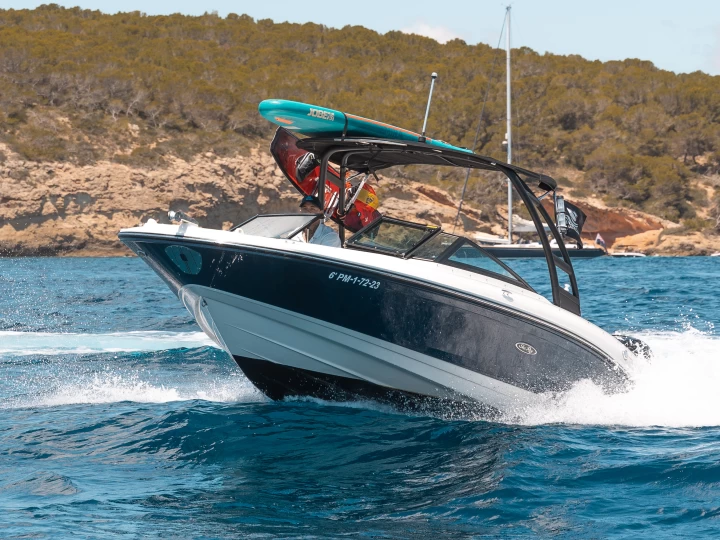 Yacht charter Palma de Mallorca cheap SPX 210 OB