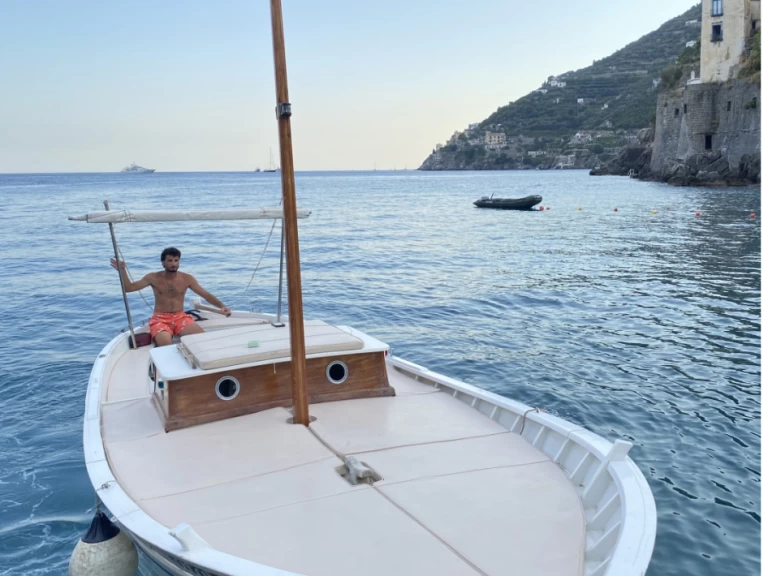Motorboat rental with or without captain Apreamare Amalfi Coast