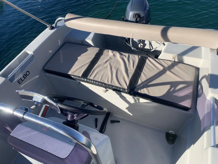 Motorboat rental with or without captain Prusa Marine Propriano