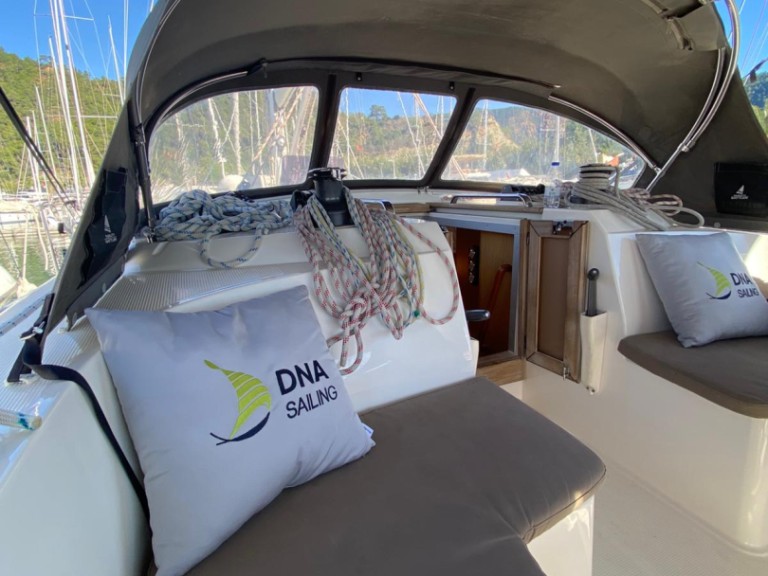 Boat rental Bavaria Cruiser 46 in Marmaris on Samboat