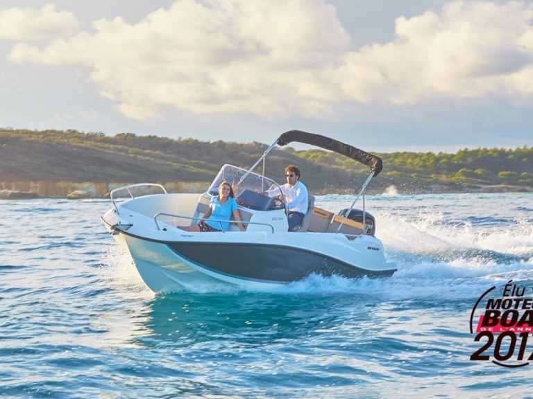 Motorboat rental with or without captain Quicksilver Port Grimaud