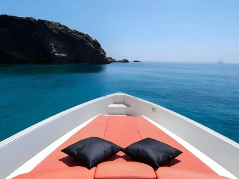 Motorboat for rent Ibiza Town at the best price