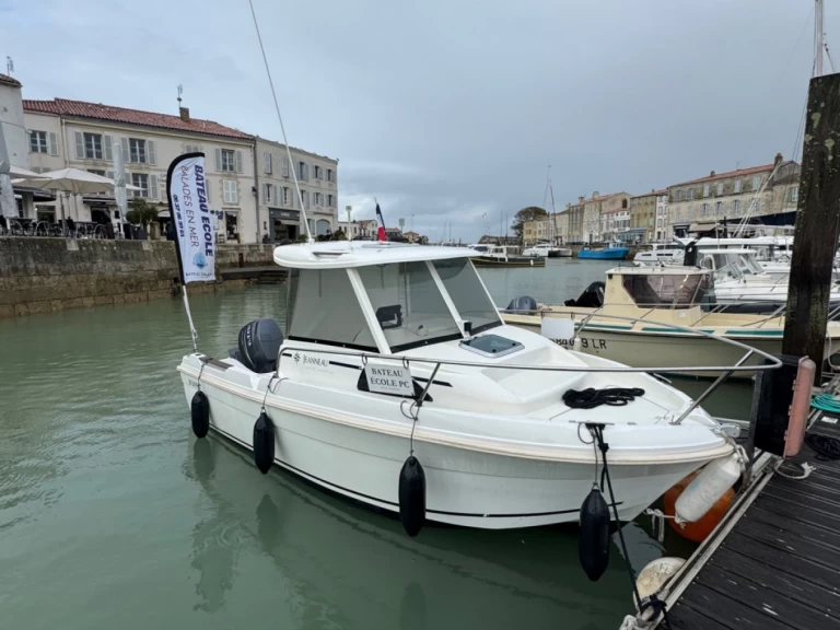 Rent a Jeanneau Merry Fisher 580 La Rochelle