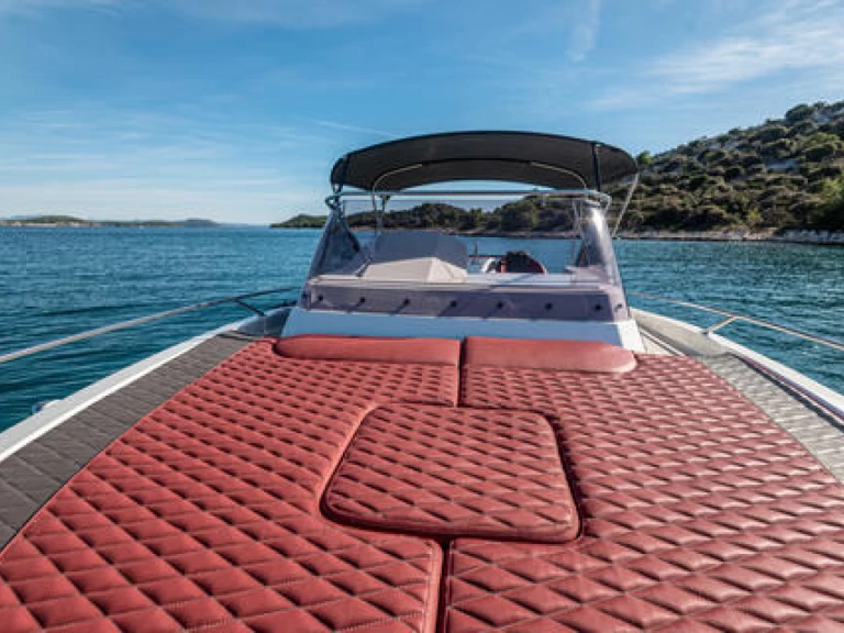 Atlantic 730 Sun Cruiser in Tribunj on SamBoat