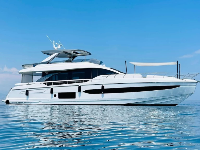 Azimut 78 Fly charter bareboat or captained in  Miami