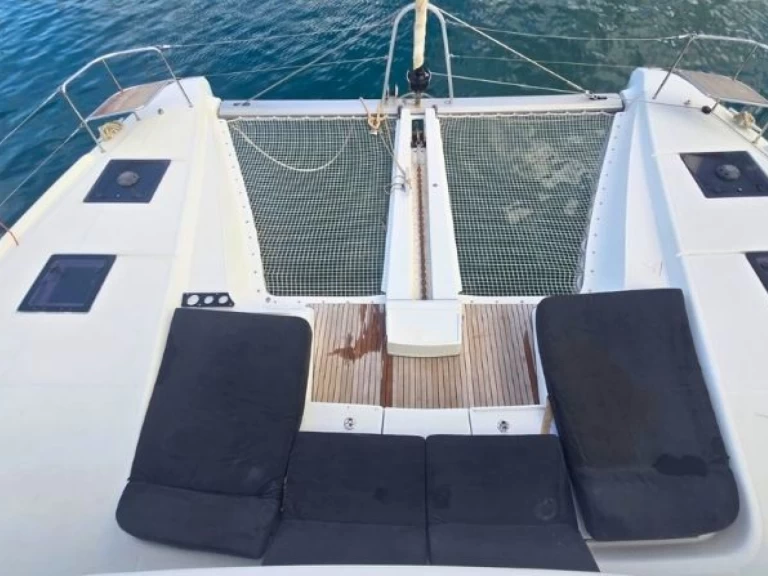 Lagoon Lagoon 50 in Olbia on SamBoat