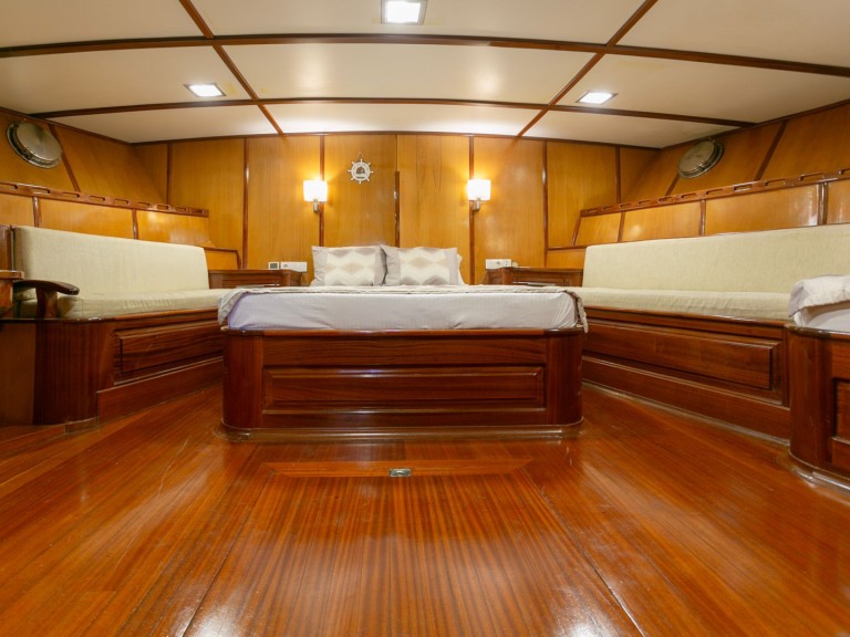 Rent a  Gulet 35m / 115ft Bodrum