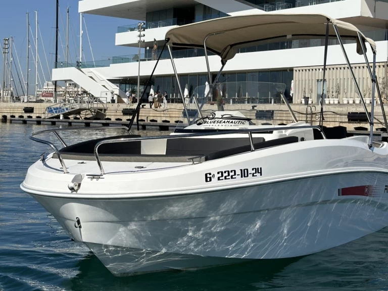 Remus Remus 525SC in Valencia on SamBoat