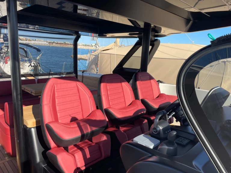 Motorboat rental in Cannes - Cranchi Cranchi A 46