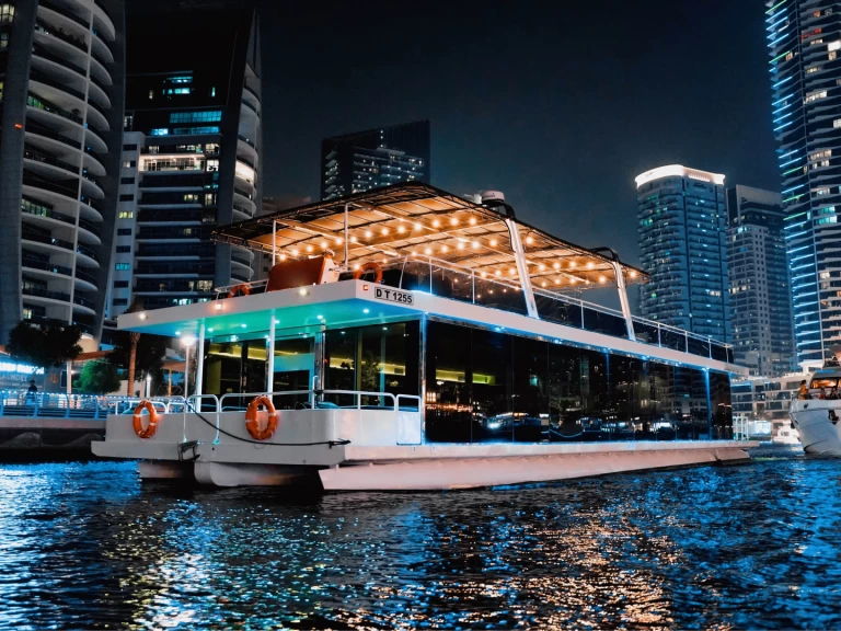 Bareboat Rental Luxury Yacht Sunseeker with a boat licence