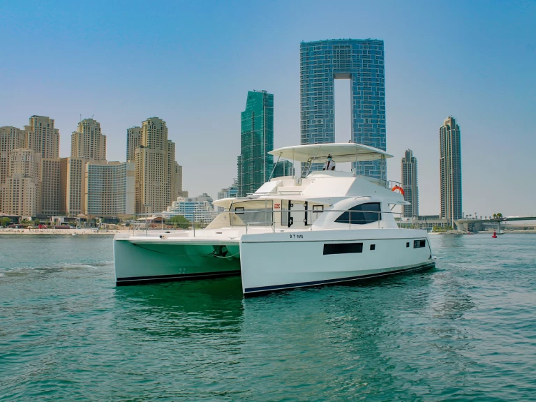 Azimut X6 charter bareboat or captained in  Dubaï harbour