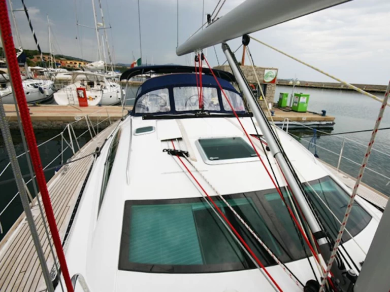 Jeanneau Sun Odyssey 54 DS charter bareboat or captained in  Pisticci