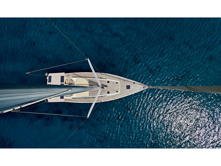 Yacht charter Lipari cheap D&D Kufner 54