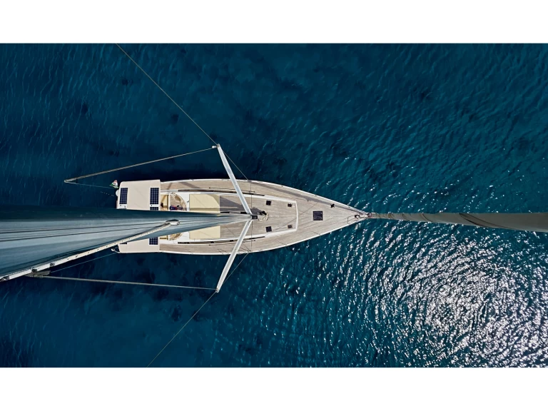 Boat rental D&D Yacht D&D Kufner 54 in Capo d'Orlando on Samboat