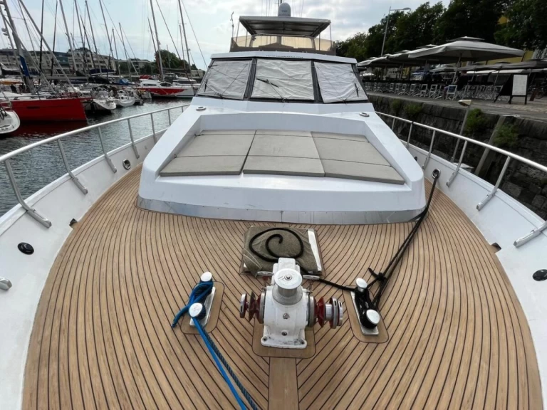 Luxury Yacht rental in La Rochelle - Canados Canados 70