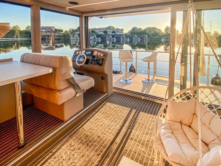 Houseboat for rent Buchholz at the best price