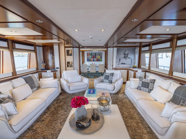 Yacht charter Athens cheap Bunker