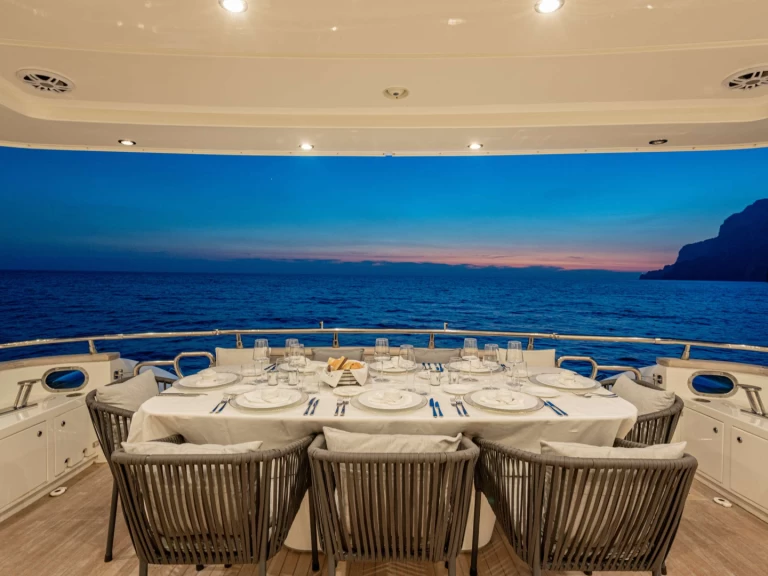 Boat rental Maiora GEMINI 3 in Castellammare di Stabia on Samboat