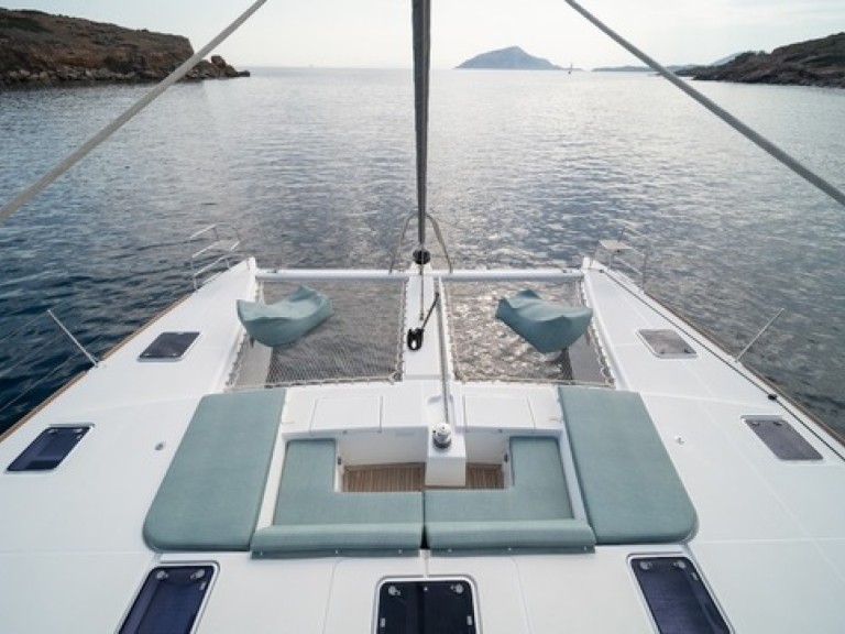 Rent a Lagoon Lagoon 560 Néa Péramos