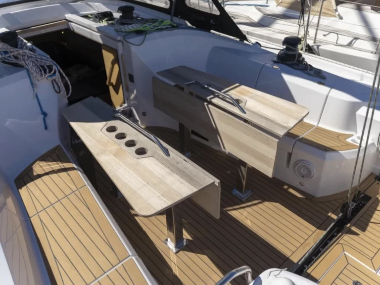 Rent a Elan Elan E6 Biograd na Moru