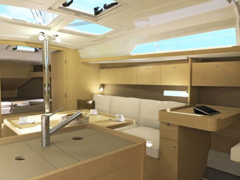 Boat rental Dufour Dufour 350 Grand Large in Marseille on Samboat