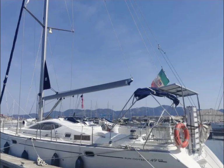Jeanneau Sun Odyssey 49 DS charter bareboat or captained in  San Vincenzo