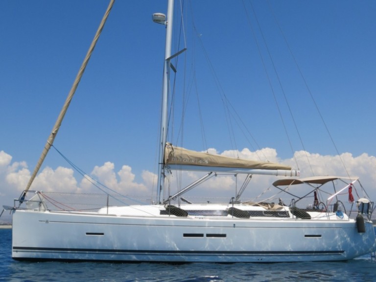 Dufour Dufour 405 Grand Large charter bareboat or captained in  La Trinité-sur-Mer