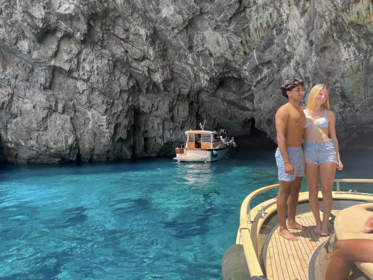 Motorboat rental with or without captain Esposito Amalfi