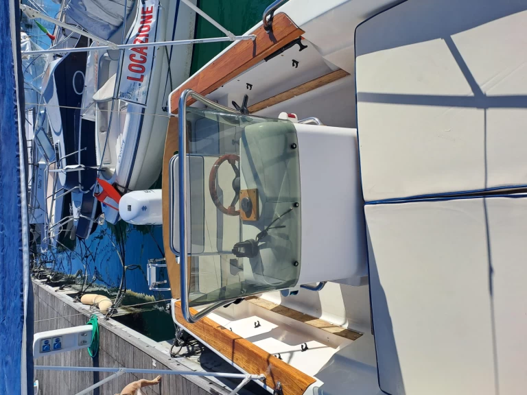 Yacht charter La Spezia cheap Azzura