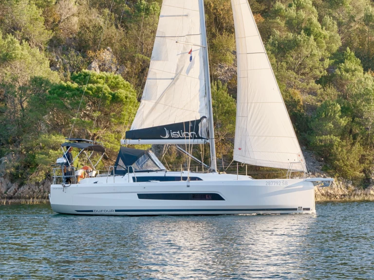 Dufour Dufour 37 charter bareboat or captained in  Skradin