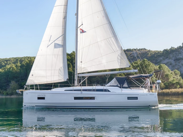 Rent a Bénéteau Oceanis 40.1 Skradin