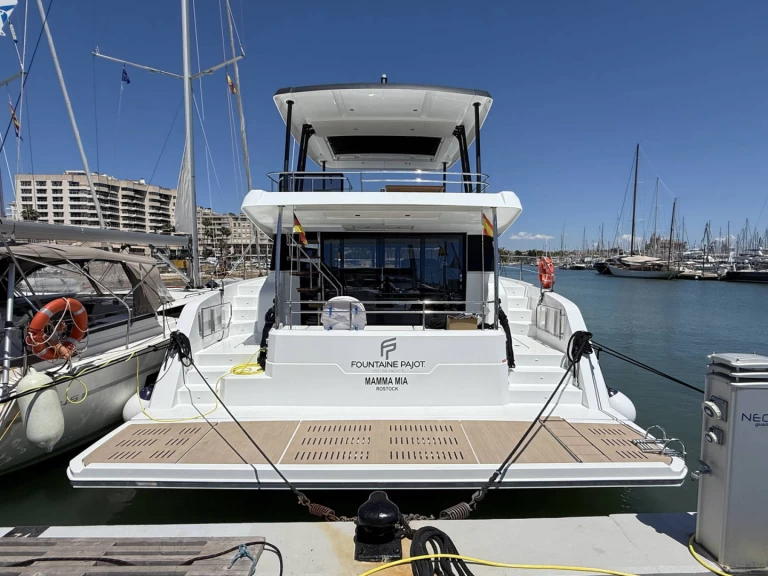 Yacht charter Palma de Mallorca cheap Fountaine Pajot MY6