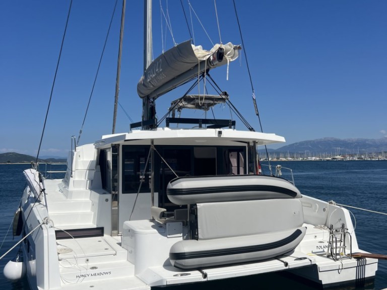 Bali Bali 4.2 charter bareboat or captained in  Préveza