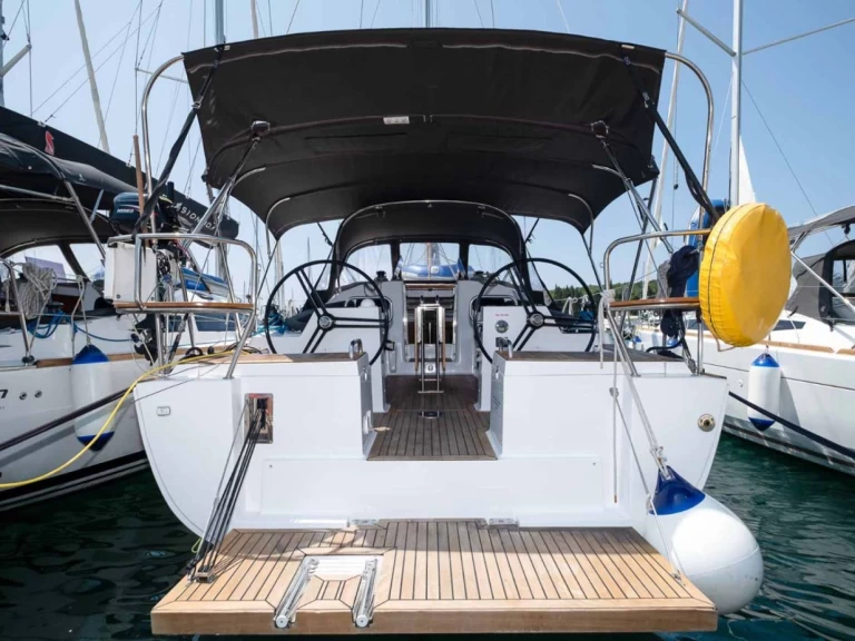 Sailboat rental in Pula - Elan Impression 40.1