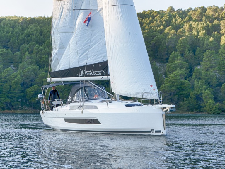 Bareboat Rental Sailboat Dufour with a boat licence