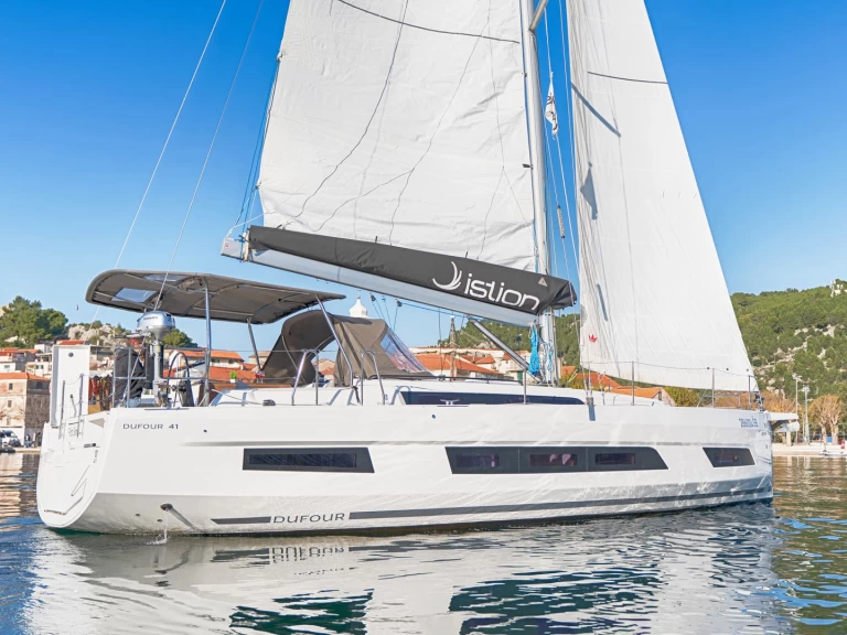 Yacht charter Skradin cheap Dufour 41