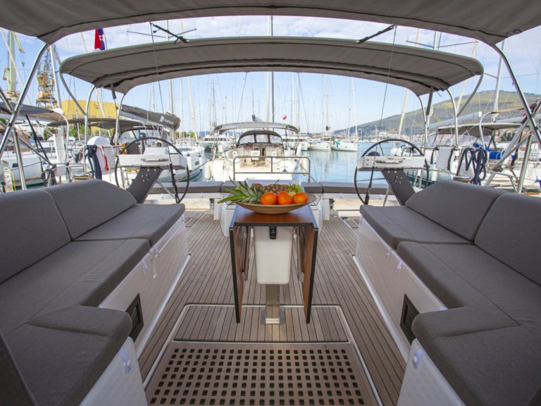 Sailboat rental with or without captain Dufour Préveza