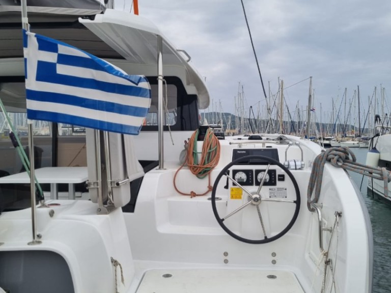 Catamaran for rent Préveza at the best price
