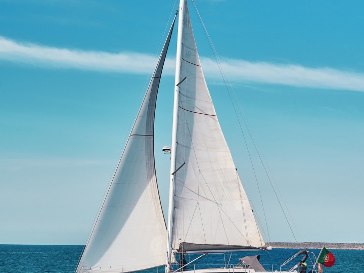 Yacht charter Lisbon cheap Dufour 500 Grand Large