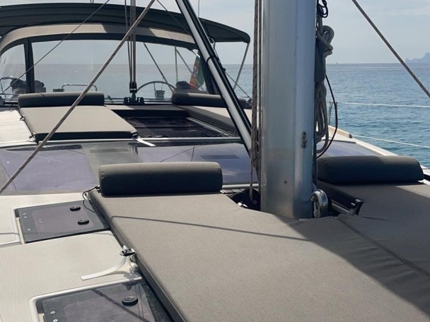 Boat rental Dufour Dufour 500 Grand Large in Lisbon on Samboat